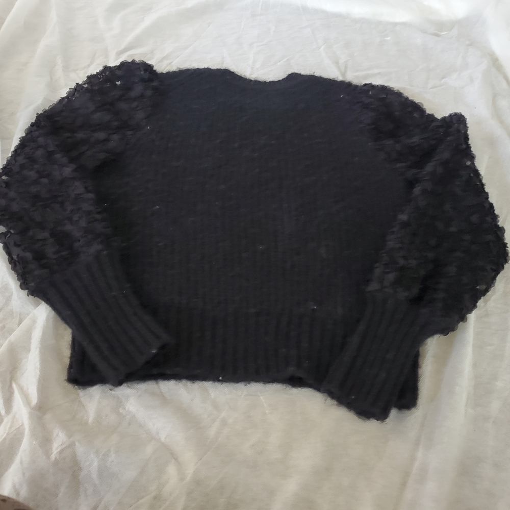 Sweater - Picture 9 of 9
